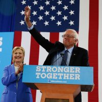 Bernie Sanders anuncia su respaldo a la candidatura de Hillary Clinton