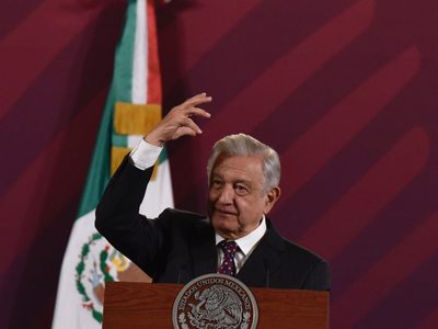 AMLO acusa a la FIL de Guadalajara de ser una "especie de cónclave de la derecha"