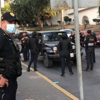 Ladrón dispara en la cara al conductor de una camioneta por negarse a entregar su celular