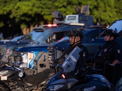 Tras ausentismo, emprenden operativo para cuidar planteles en Culiacán