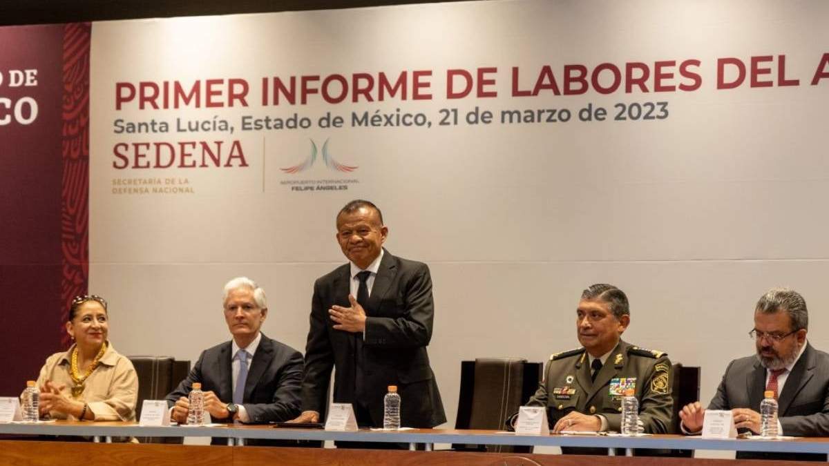 El director del AIFA, general Isidoro Pastor
