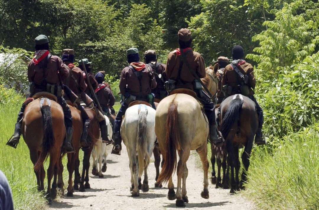 02_61369-e9df802f910789421_pf-9638050822_zapatistas_2_gc (1)