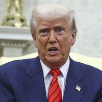 China responde a Trump y elevará al 125% desde mañana los aranceles a productos de EU