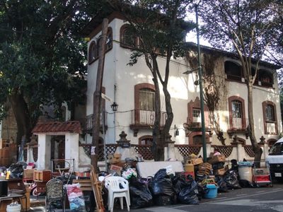 DIF desaloja la casa del escritor Octavio Paz en la alcaldía Benito Juárez
