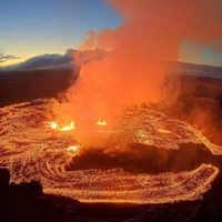 Volcán Kilauea reanuda erupciones tras pausa de tres meses