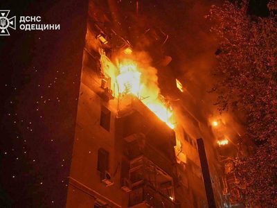 Rusia ataca Ucrania con más de 300 drones, causando una muerte en Odesa