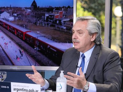Alberto Fernández: “Hay que dejar atrás la Argentina de la especulación y de los dólares fugados”