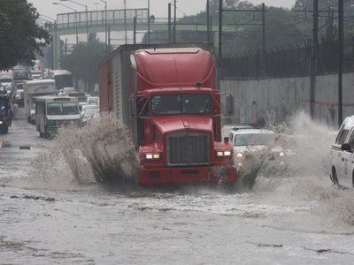 Noche de viernes en alerta por lluvias y granizo en estas alcaldías de la CDMX