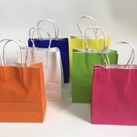 Nunca más tires las bolsas de papel, convertilas en esta divina propuesta decorativa para tu living o habitación