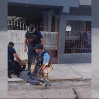 La policía detuvo a un individuo que caminaba por la vía pública portando una escopeta en Villa Ceferino