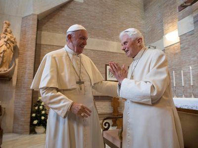 La advertencia de Benedicto XVI al papa Francisco sobre permitir que hombres casados puedan ser sacerdotes