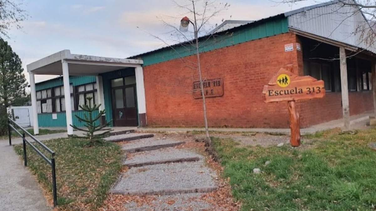 Escuela 313 San Martín de los Andes Fuente (Facebook)