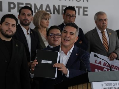 Tras solicitud de desafuero, “Alito” Moreno denuncia a AMLO, su hijo y gobernadores de Morena