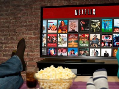¿Te quedaste sin ideas? Hay 5 series nuevas en Netflix para que disfrutes en cuarentena
