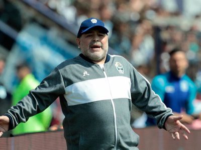 El estado de Maradona tras la operación: la palabra de Leopoldo Luque, su médico personal