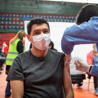 Se vacunó el vicegobernador de Neuquén
