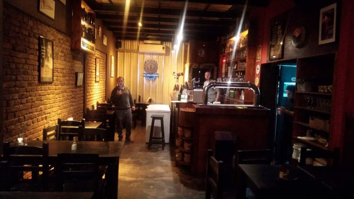 Bar en Fase 5. Fuente: (Twitter)