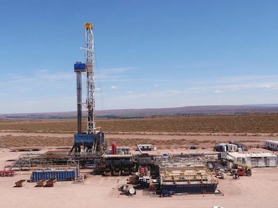 Vaca Muerta impulsa un superávit energético récord y desafía la guerra comercial global