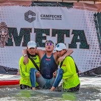 Arriesgan la vida de nadadores en Campeche; el gobierno de Layda Sansores lo minimiza