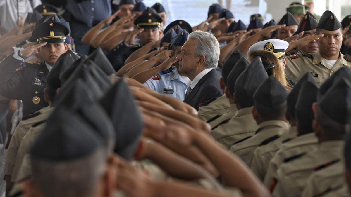 Poder a los militares