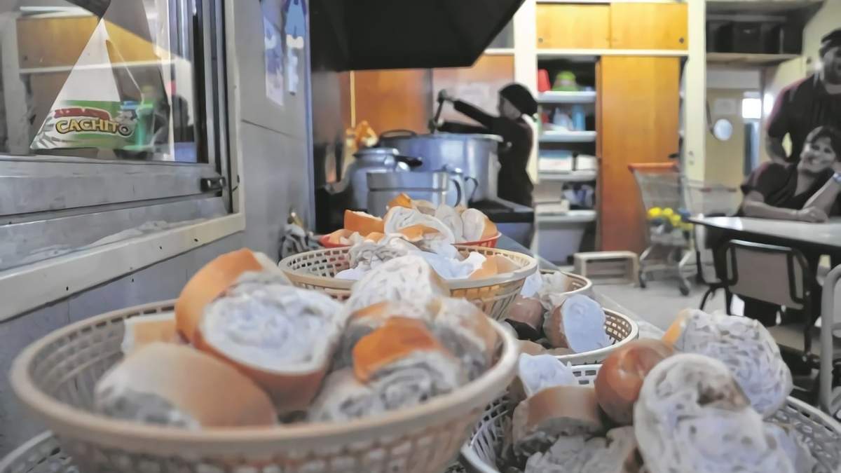 Refrigerio escolar. Fuente: (Twitter)
