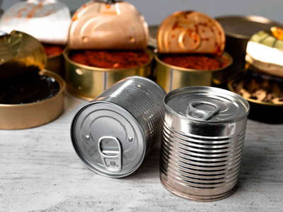 No tires las latas de conserva y mirá lo que podés hacer para darle un toque de campo chic a tu cocina