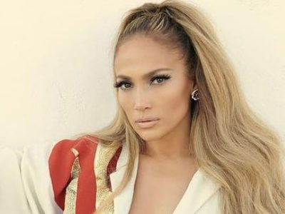 ¡Enfrenta una demanda! JLo no está pasando por un buen momento y lo deja saber en sus redes
