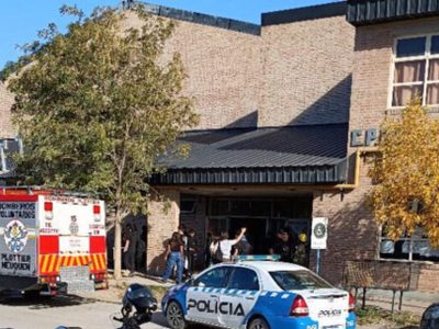 El CPEM 55 de Plottier retoma las clases tras el retiro de residuos químicos