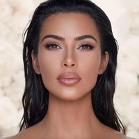 ¡Cuidado cardíacos! Kim Kardashian y una foto en medio de su guardarropas dejó locos a todos
