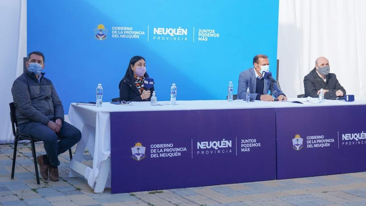 Conferencia de prensa del Gobierno provincial. Fuente: (Twitter)