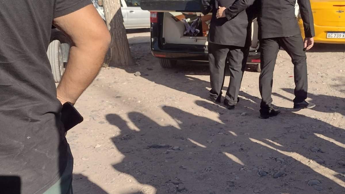 Sepultaron a las víctimas del doble femicidio, Luz Prieto y Norma Morales. Fuente: (Noticias Nqn)