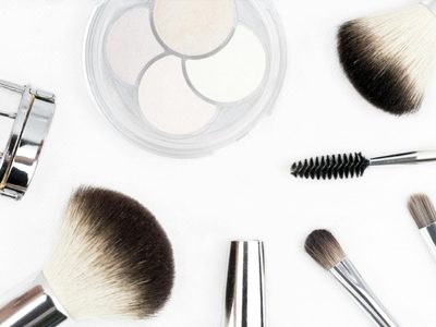 Usá este truco de maquillaje para disimular ojeras y parecer descansada al instante