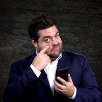 Los amenazó a todos: tras un terrible ataque de celos, Darío Barassi no se pudo contener