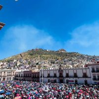 Megamarcha en Zacatecas: 30 mil maestros exigen el pago de sus prestaciones
