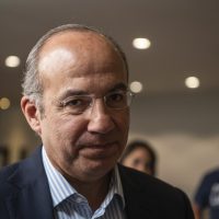 AMLO, 'deje de dividir a México”; Durazo, 'presente pruebas”: Calderón