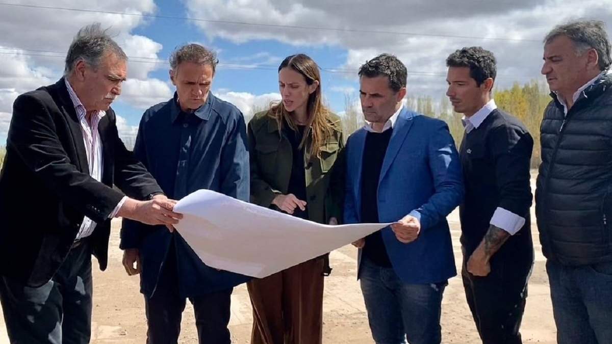 Katopodis recorrió obras y se reunió con la militancia del FdT. Fuente: Prensa PJ