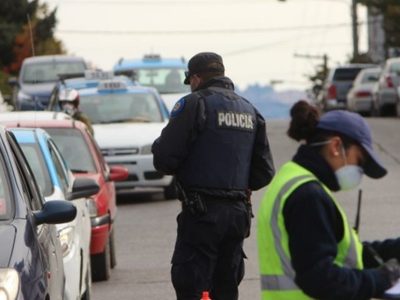 Confirman 10 policías con coronavirus y más de 107 aislados en una localidad rionegrina