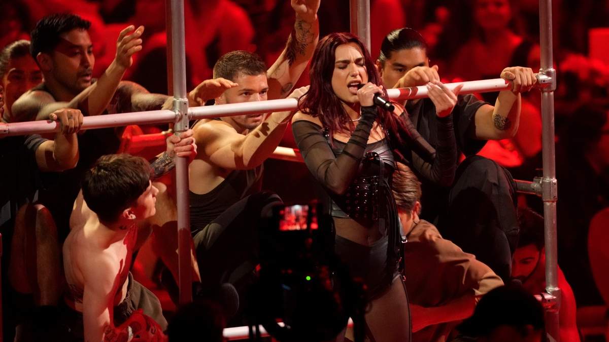 Dua Lipa en los Grammy