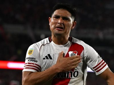 Tras la salida de Maxi Salas: el pedido de Gustavo Costas a los hinchas de Racing