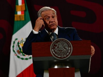 AMLO descarta acciones contra agentes de EU por lavar dinero en el AICM: “¿Para qué el espectáculo?”