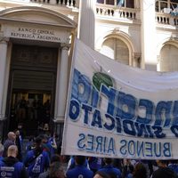 Bancarios amenazan con profundizar el plan de lucha por el cierre de tesorerías del BCRA