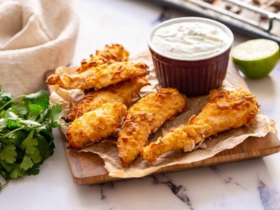 Tiritas de pollo sin TACC: deliciosas y listas en pocos minutos para compartir en casa