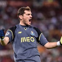 ¿Iker Casillas se adueña del fútbol español?