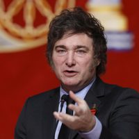 Medallas y reconocimientos para Javier Milei a pesar de las tensiones en su gira europea