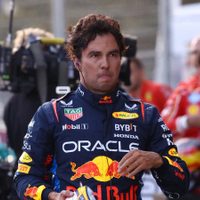 Las consecuencias del accidente: Checo Pérez cayó en el campeonato tras el choque con Sainz en Bakú