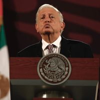 AMLO sugirere a Biden y Trump regular venta de armas tras atentado