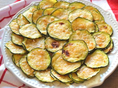 Con solo 1 zucchini y otros ingredientes: prepará esta receta gratinada y exquisita que te salvará de apuros