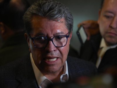 Sheinbaum y Comisión de la Reforma Electoral abordan gasto electoral, fuero y autonomía al INE