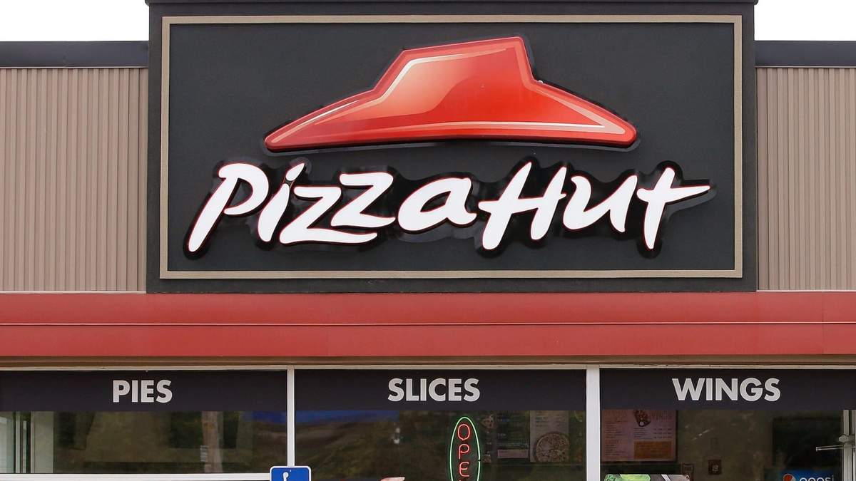 Un local de Pizza Hut en Taunton, Massachusetts