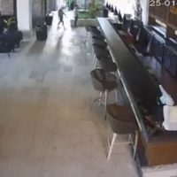 Detenidos delatan a autores del crimen de Mazzoni y circulan video al interior del Mamita´s